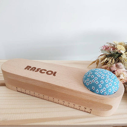 Wooden clapper