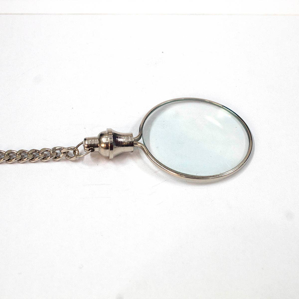 37mm Antique Gaze Magnify Glass, 14' silver chain, each